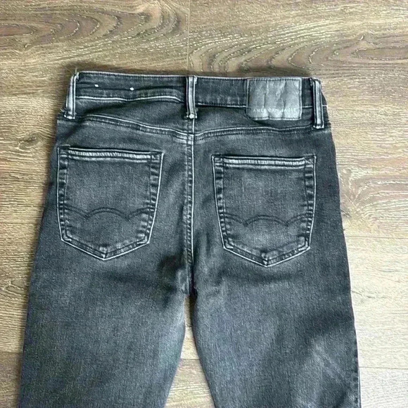 American Eagle Jeans.  Black in color.  Airflex. Men’s size 29x30. - Picture 6 of 6